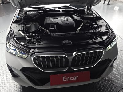 BMW 5 SERIES - 7