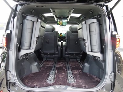 صورة مصغرة 37 لـ 2025 Toyota ALPHARD