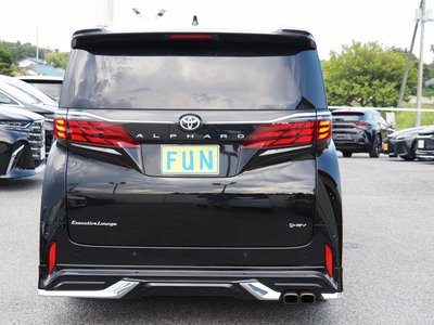 صورة 7 لـ 2025 Toyota ALPHARD