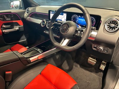 MERCEDES-BENZ GLB - 10