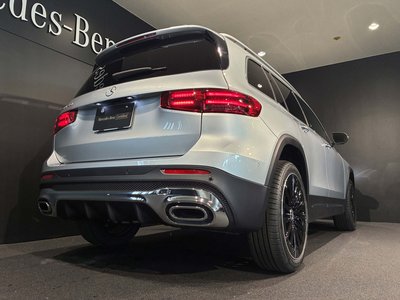 MERCEDES-BENZ GLB - 8