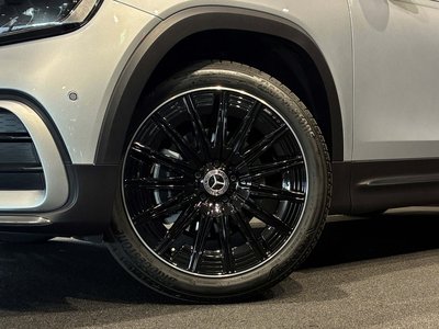 MERCEDES-BENZ GLB - 9