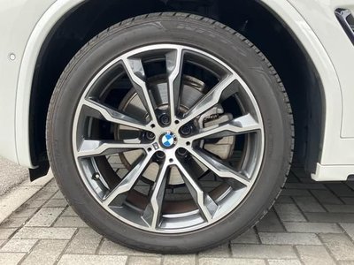صورة 9 لـ 2021 BMW X4
