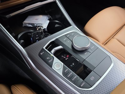 صورة مصغرة 28 لـ 2024 BMW 3 SERIES