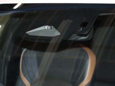 TOYOTA CROWN CROSSOVER - 7