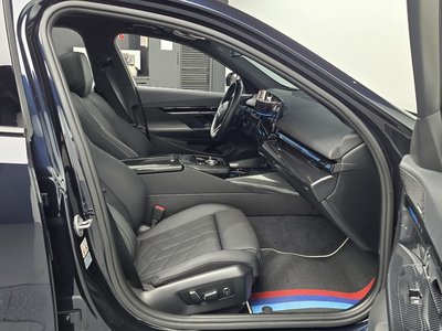 2023 BMW 5 SERIES thumbnail 11