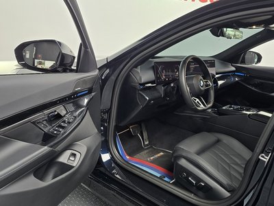 2023 BMW 5 SERIES photo 10