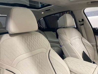 2020 BMW 7 SERIES thumbnail 38