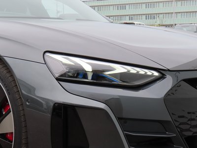 AUDI E-TRON GT QUATTRO - 6