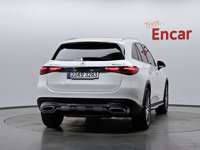 MERCEDES-BENZ GLC - 4