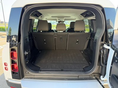 2025 LAND Rover DEFENDER — миниатюра 28