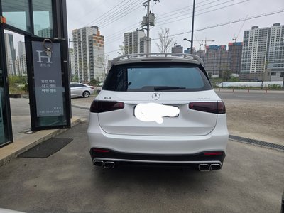 MERCEDES-BENZ GLS - 3
