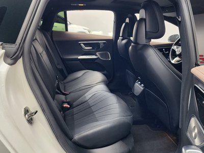 صورة مصغرة 17 لـ 2023 Mercedes-BENZ EQE