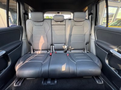 2025 Mercedes-BENZ GLB AMG — фото 8