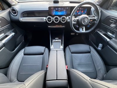 2025 Mercedes-BENZ GLB AMG — фото 10