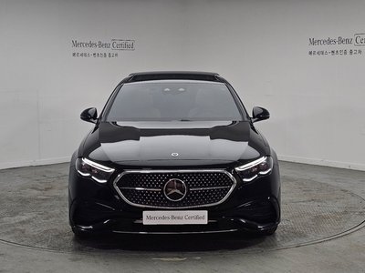 MERCEDES-BENZ E-CLASS - 2