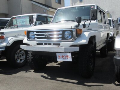 TOYOTA LAND CRUISER 70