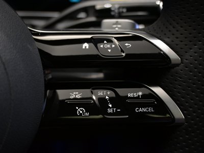 صورة مصغرة 22 لـ 2025 MERCEDES-BENZ C-CLASS