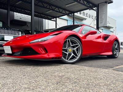 FERRARI F8 TRIBUTO