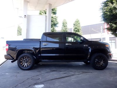 2019 Toyota TUNDRA photo 6