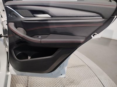صورة مصغرة 39 لـ 2023 BMW X4