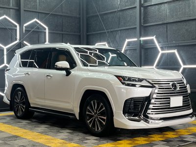 LEXUS LX - 1