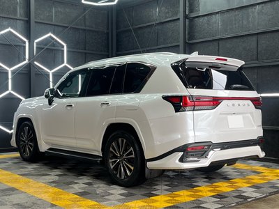 LEXUS LX - 4