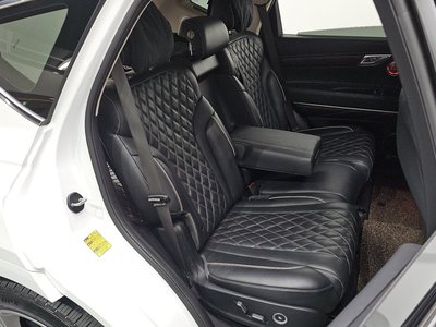 2020 Genesis GV80 — миниатюра 17