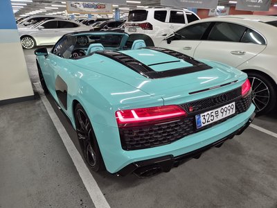 AUDI R8 - 2