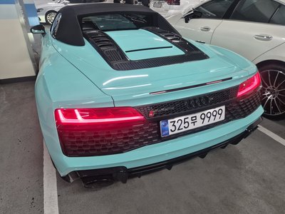 AUDI R8 - 5