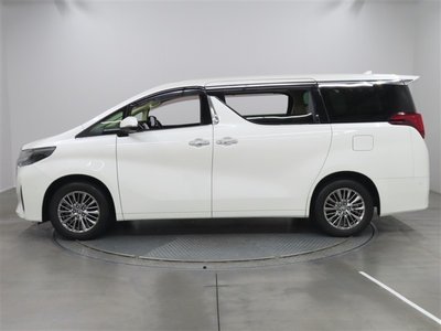 TOYOTA ALPHARD - 4