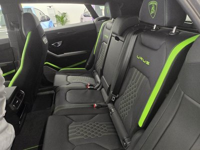 LAMBORGHINI URUS - 10