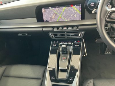 صورة مصغرة 16 لـ 2021 Porsche 911
