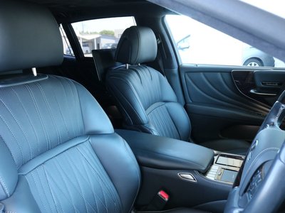 LEXUS LS - 8
