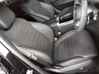 صورة مصغرة 16 لـ 2025 Mercedes-BENZ C-CLASS