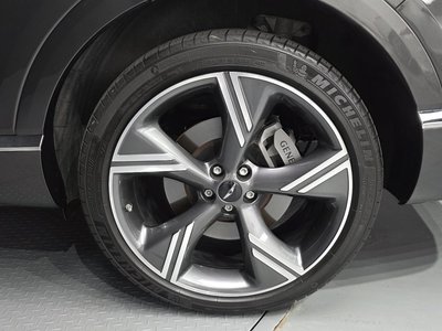 GENESIS GV80 - 8