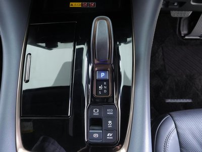 صورة مصغرة 25 لـ 2023 Toyota ALPHARD