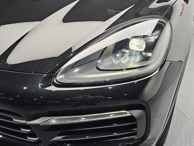 PORSCHE CAYENNE - 8