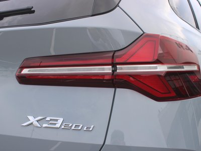 2025 BMW X3 — миниатюра 35