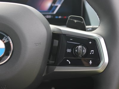2025 BMW X3 — миниатюра 68