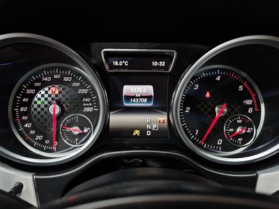 MERCEDES-BENZ GLE - 8