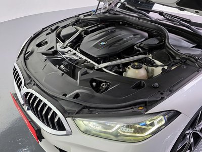 BMW 8 SERIES - 7