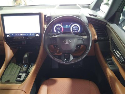 TOYOTA VELLFIRE - 4