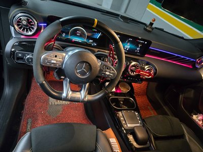 MERCEDES-BENZ CLA - 5