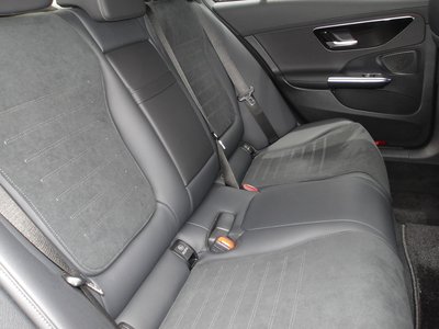 صورة مصغرة 40 لـ 2024 MERCEDES-BENZ C-CLASS