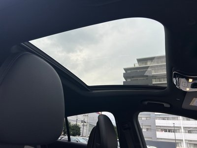 2025 Mercedes-BENZ GLC — миниатюра 24