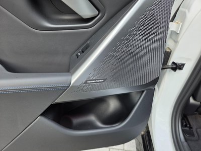 2025 BMW 5 SERIES TOURING — миниатюра 16