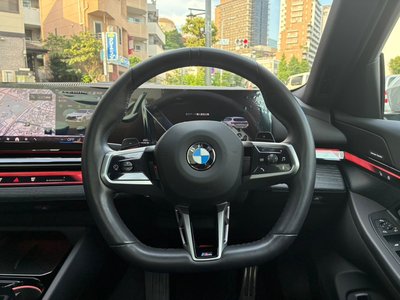 2025 BMW 5 SERIES TOURING — миниатюра 18