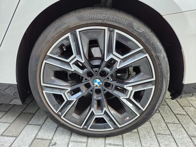 2025 BMW 5 SERIES TOURING — миниатюра 23