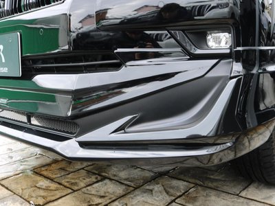 TOYOTA LAND CRUISER PRADO - 7